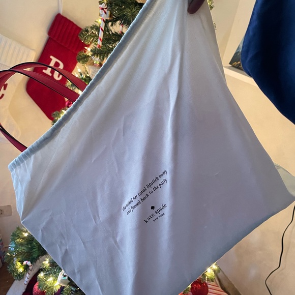 Women’s Kate Spade medium size shoulder bag - Picture 4 of 9